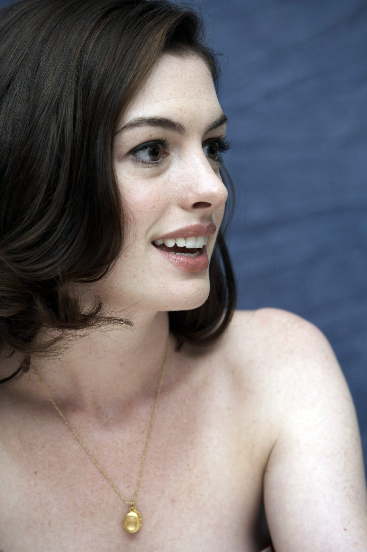 Anne Hathaway